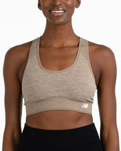 Load image into Gallery viewer, New Balance Women's Seamless MID Impact Heather Keyhole Sport Bra with Removable Pads
